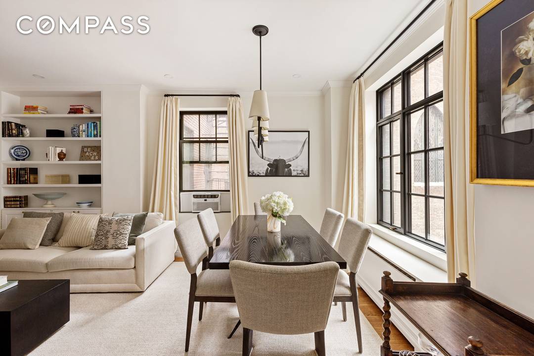 Welcome home to this chic one bedroom that perfectly blends prewar beauty with top of the line renovations, all nestled on one of the most beautiful streets in the Greenwich ...
