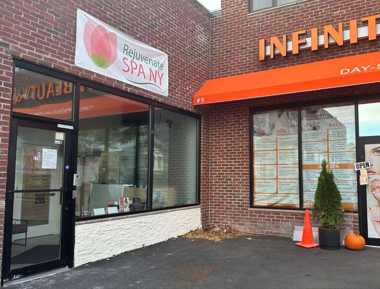 Commercial rental space. 3 years lease in desired location of Throggs Neck area in the Bronx.