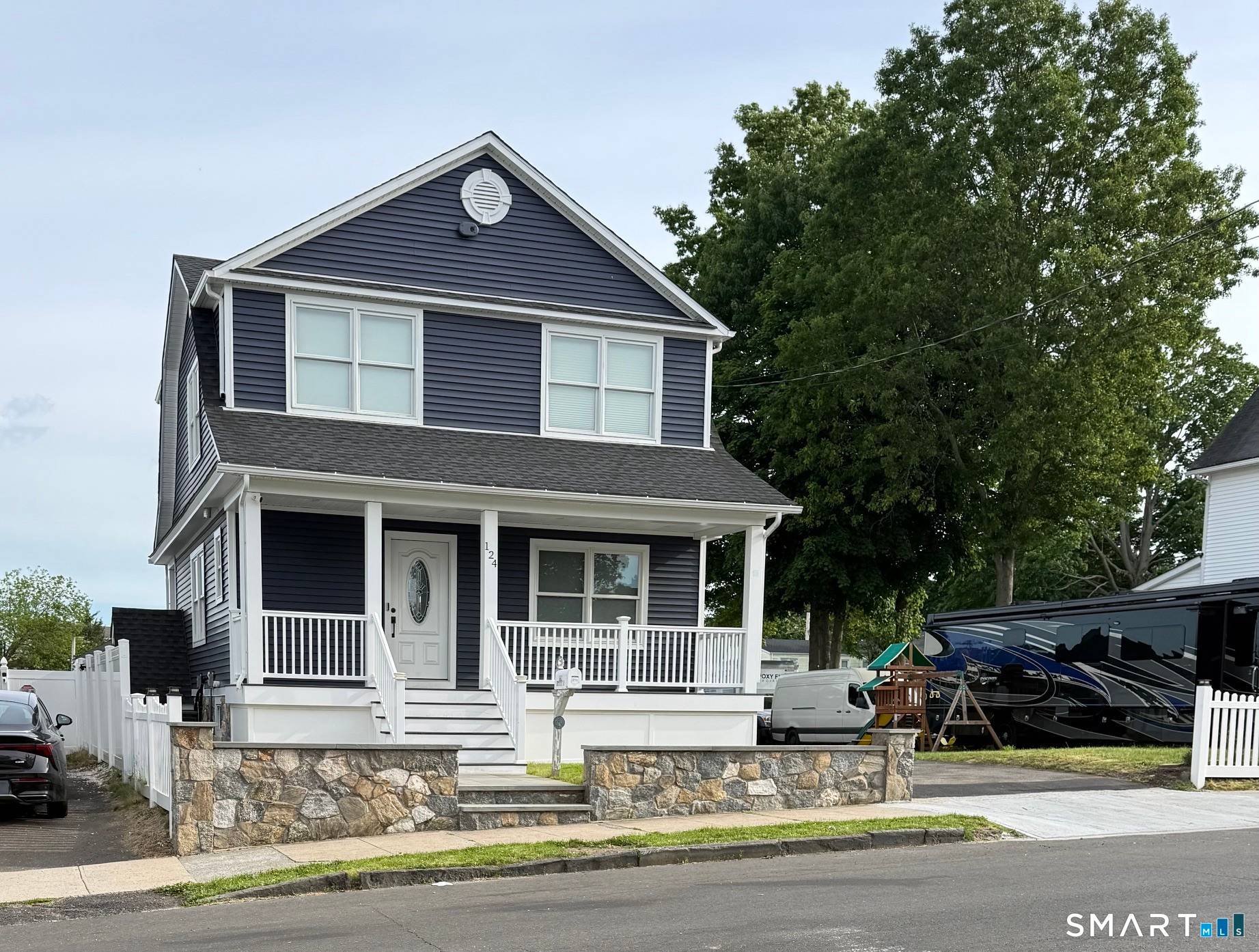 Beautifully renovated Colonial located in Bridgeport's desirable North End !