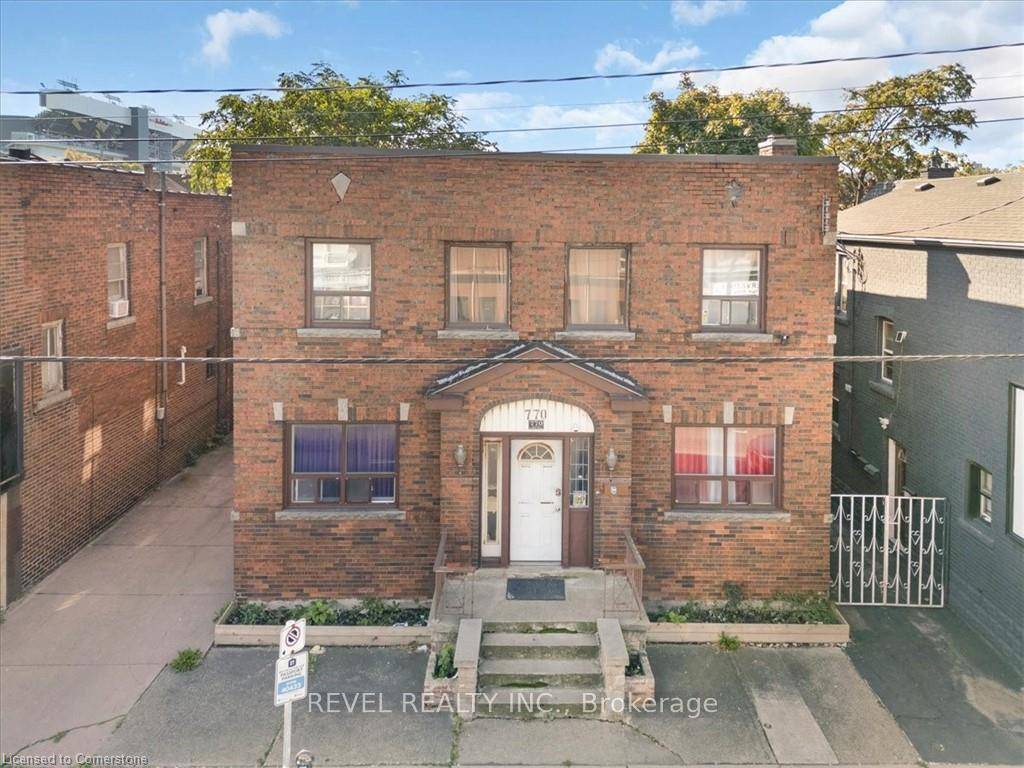 ncredible Investment Opportunity in this recently renovated income property currently used as a 15 Room Fully Occupied rental.