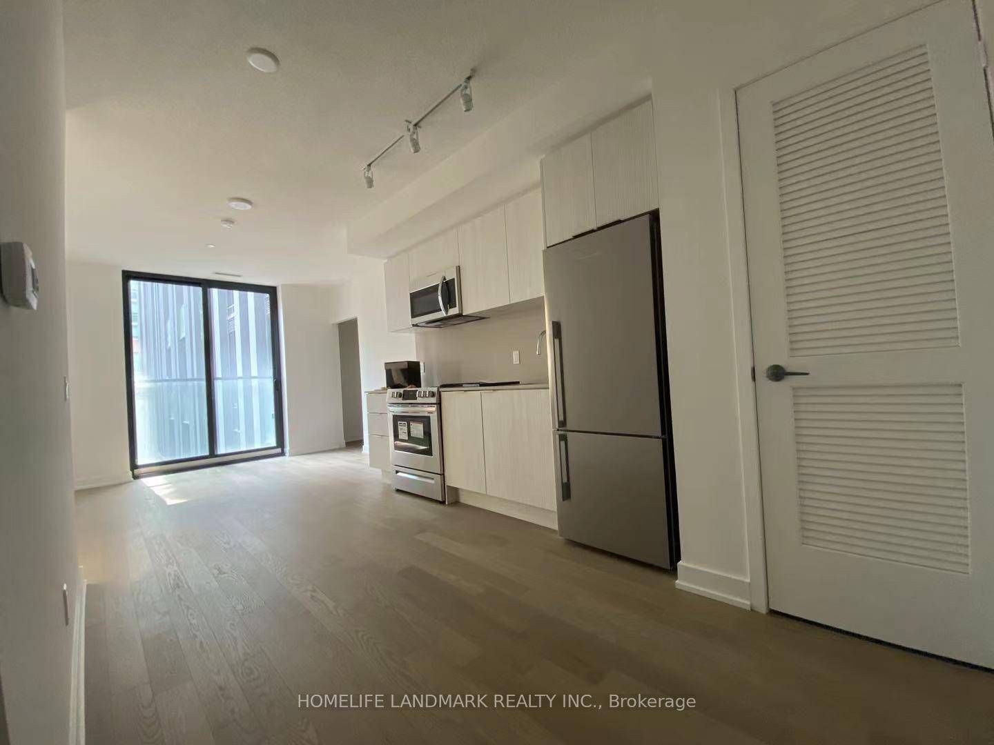 Luxury Yonge amp ; Rich Condos.