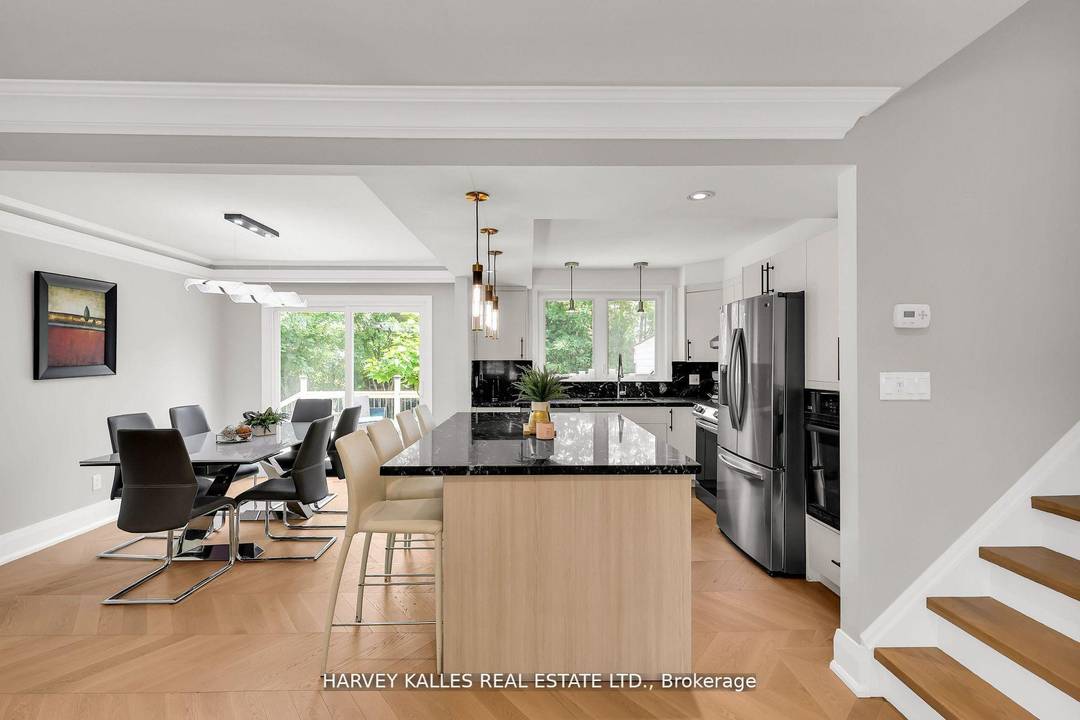 Exquisite Fully Furnished Residence in Prestigious Willowdale Luxury Short or long Term Lease.