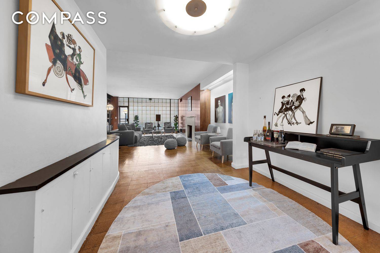Bahaus Moderne Masterpiece.