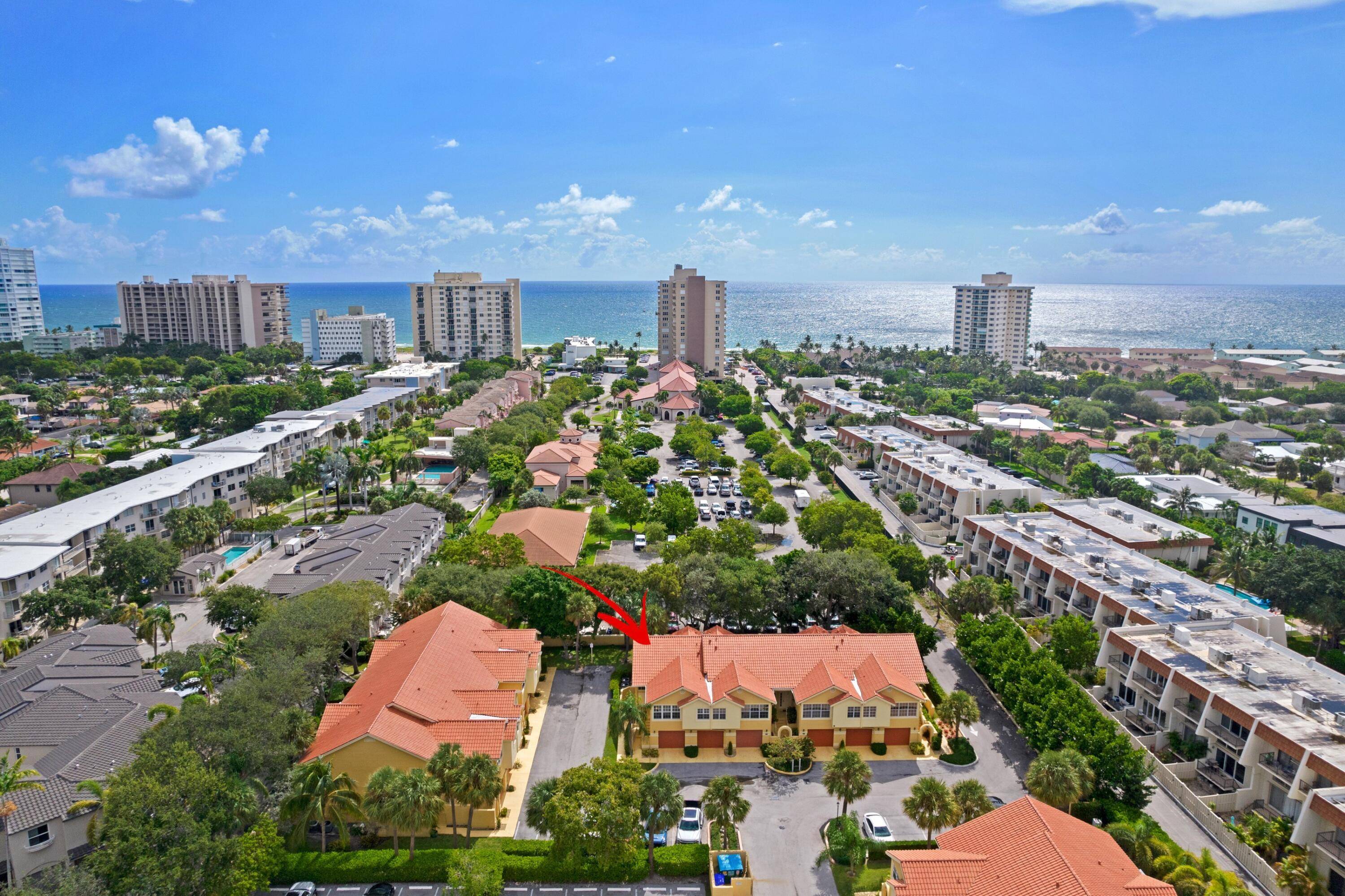 GORGEOUS 2023 FULLY RENOVATED A1A BEACH TOWNHOME WALK TO BEACH END UNIT High End Finishes Superior Workmanship All Hurricane Impact Doors Windows Dramatic Vaulted Ceilings 2023 Porcelain Tile Floors LED ...