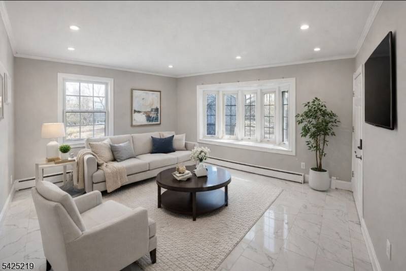 Campbell St Woodbridge Twp. New Jersey Single-Family