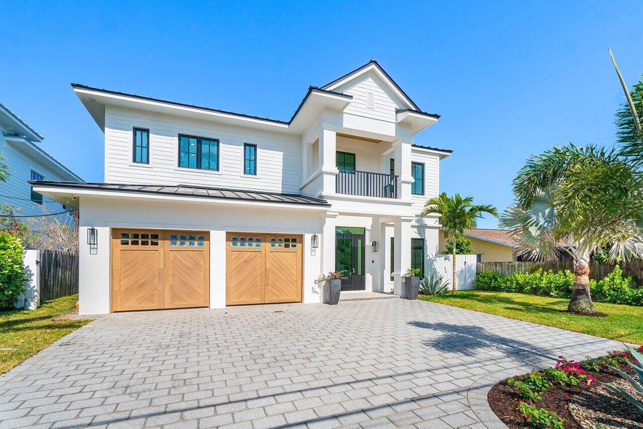 Welcome to 1105 NE 2nd Ave Newly Constructed and Move In Ready.