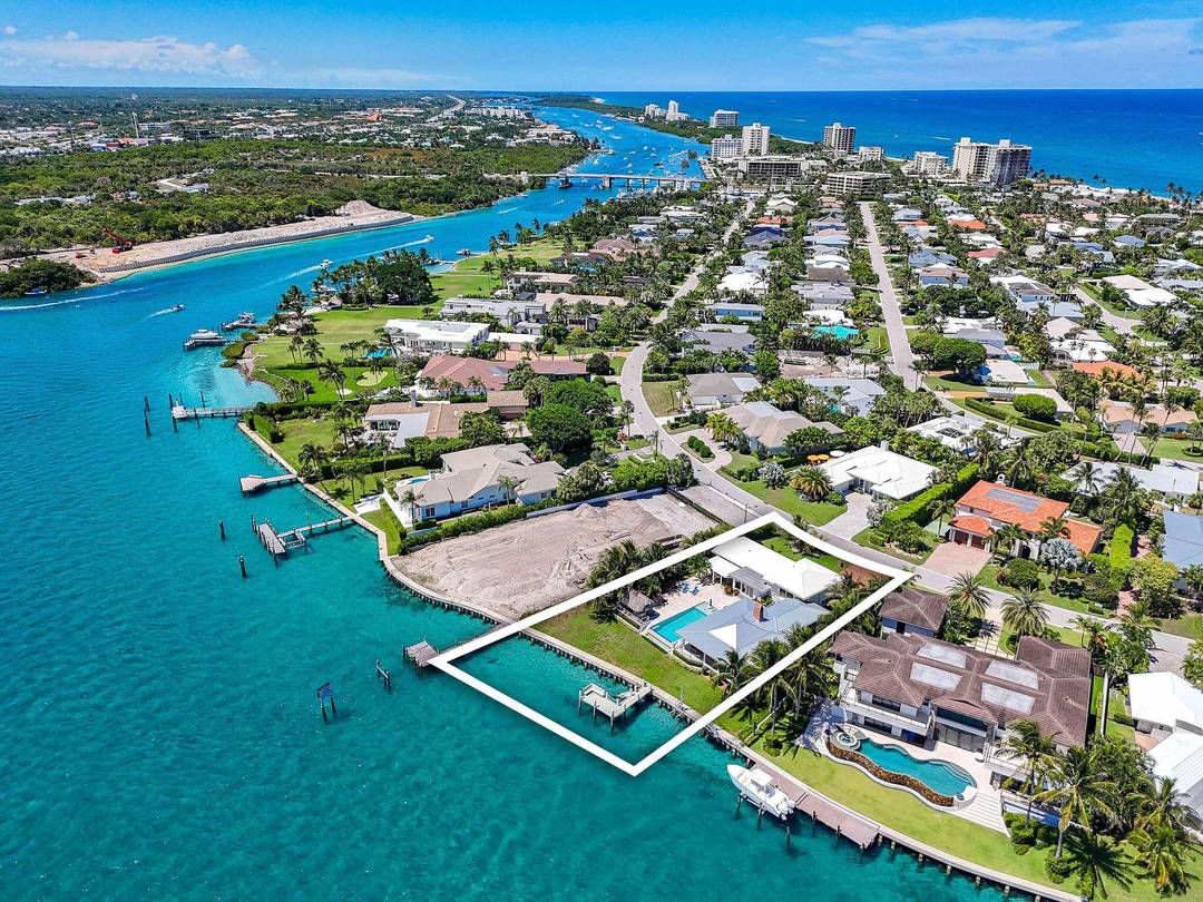 Situated on the southern tip of Jupiter Island in the exclusive community of Jupiter Inlet Colony.