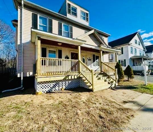 Beautifully Two Family Home !