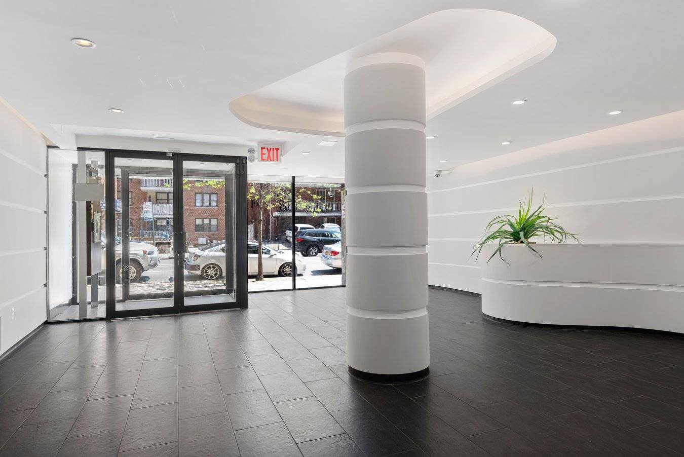 INVESTOR FRIENDLY Unit can be purchased in current condition.