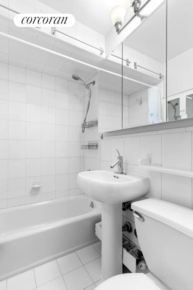 OPEN HOUSE BY APPOINTMENT ONLY Spacious, Bright, and Serene One Bedroom in Prime Gramercy Welcome to Apartment 8R at Gramercy East a rarely available, oversized one bedroom retreat in the ...