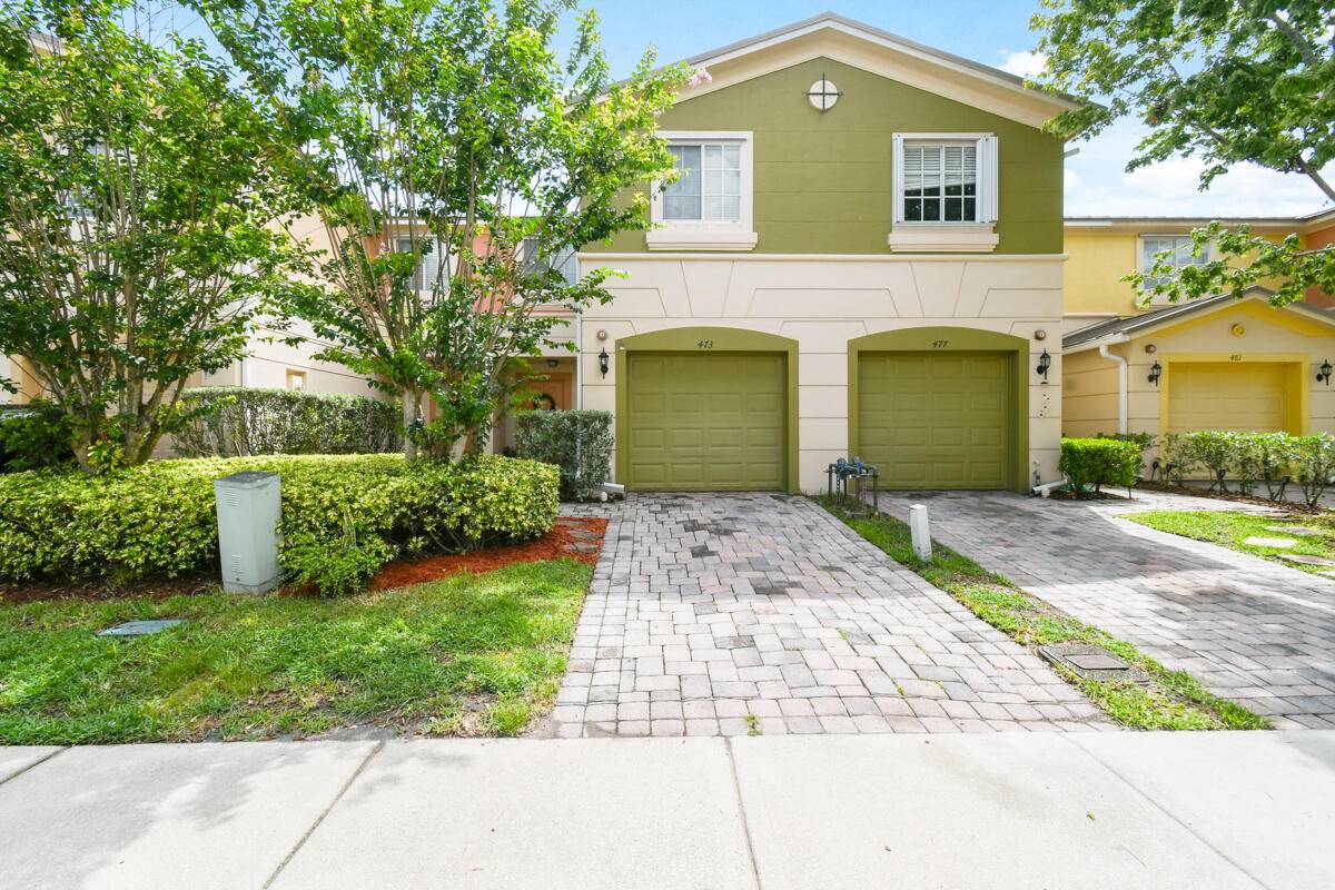 Well Maintained 3 Bedroom, 2.