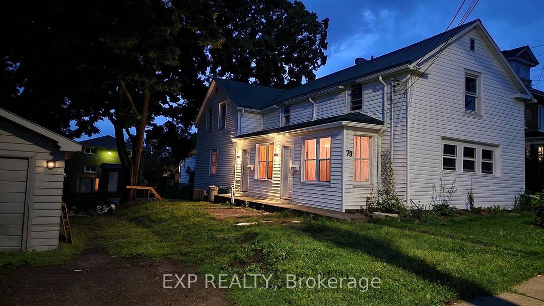 Spacious 3 Bed 2 Bath rental available January 1.