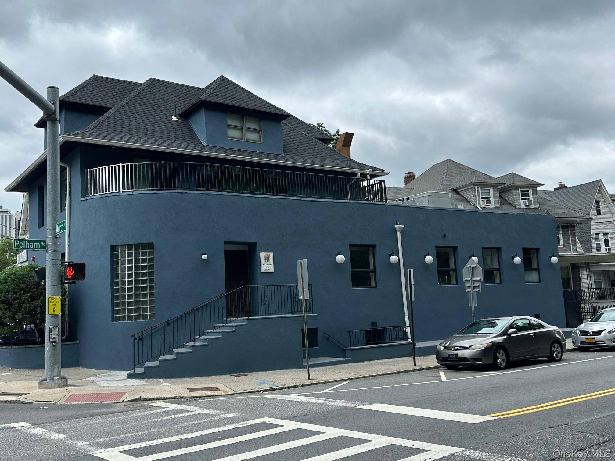 New Rochelle corner property for lease !