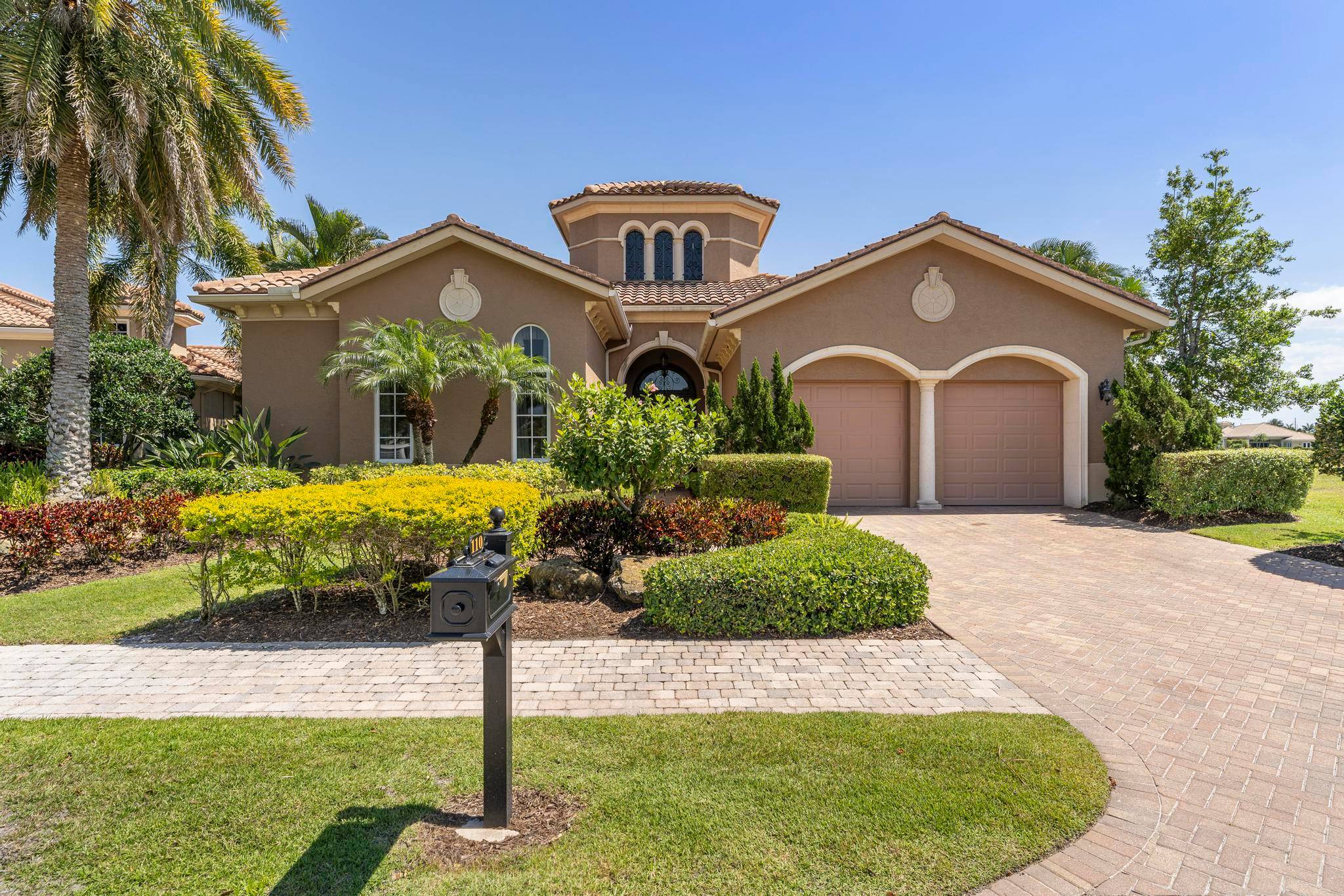 This is a fantastic opportunity in the Tesoro development that surely will not last long !