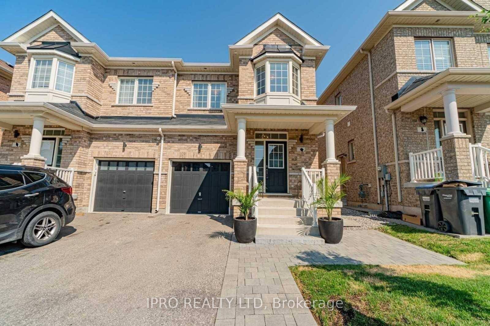 2 Bedroom basement apartment, 1 parking spot and close to Sheridan collage