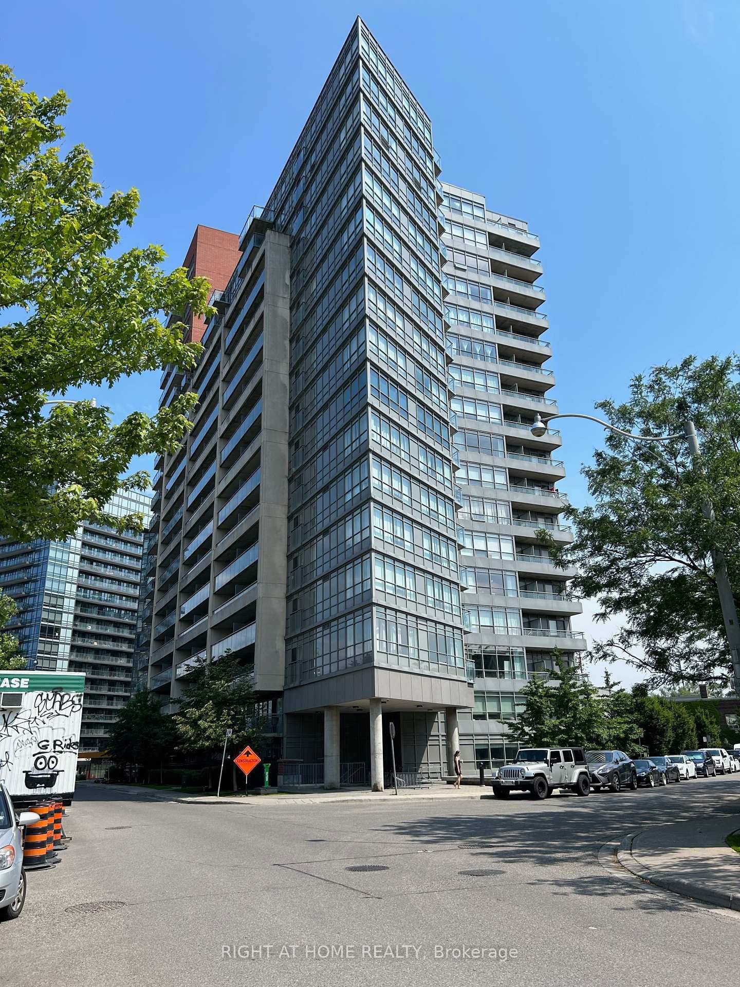 Unbeatable Liberty Village Location !
