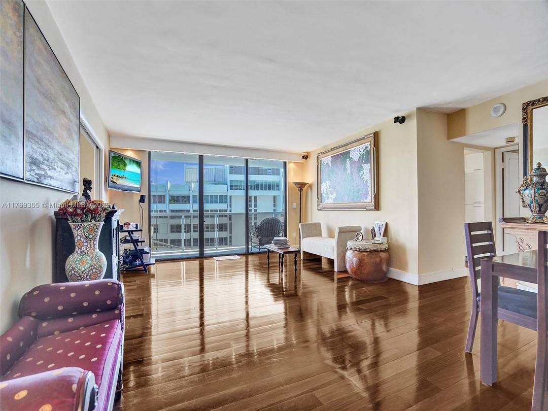 Currently the largest and lowest priced 2BD 2BA unit available !