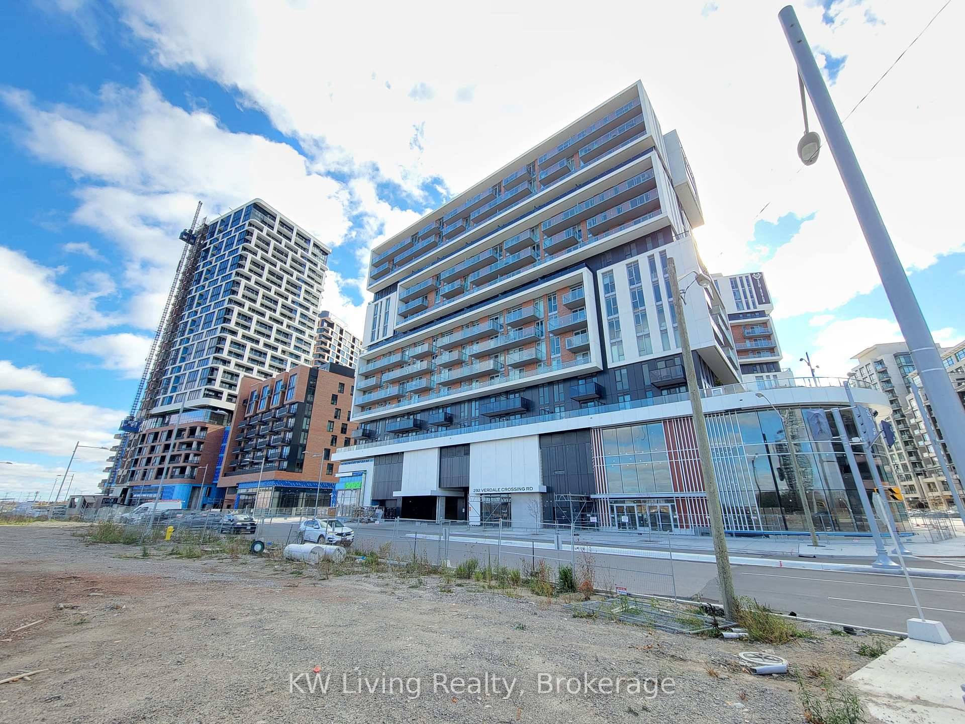 One Bedroom Den Unit At Gallery Square Located at Downtown Markham.