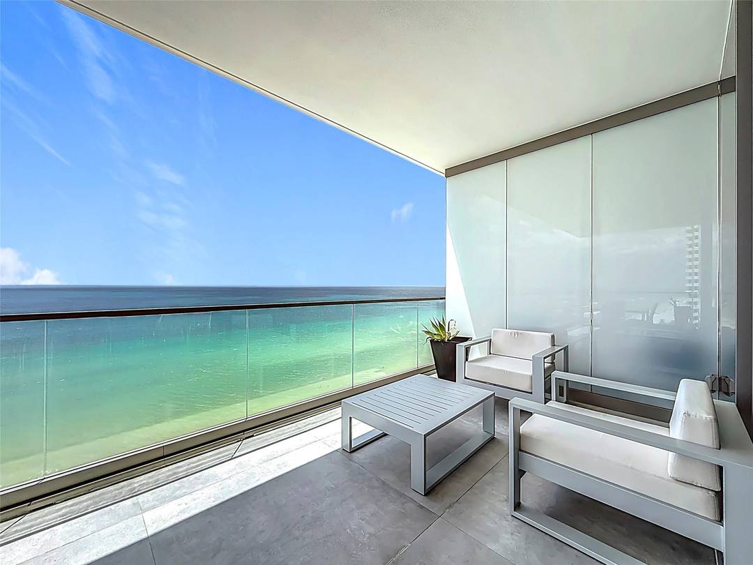 Step into beachfront luxury at 2000 Ocean.