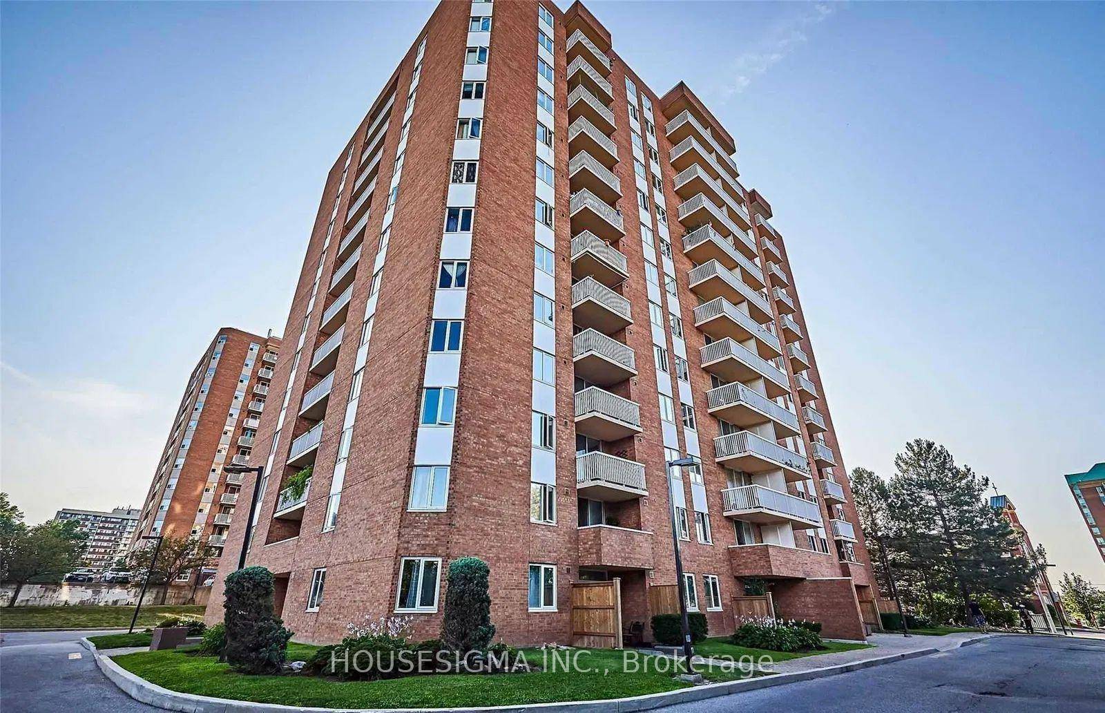 Step into modern living with this beautifully renovated 1 bedroom condo located in the heart of Malvern, Toronto.