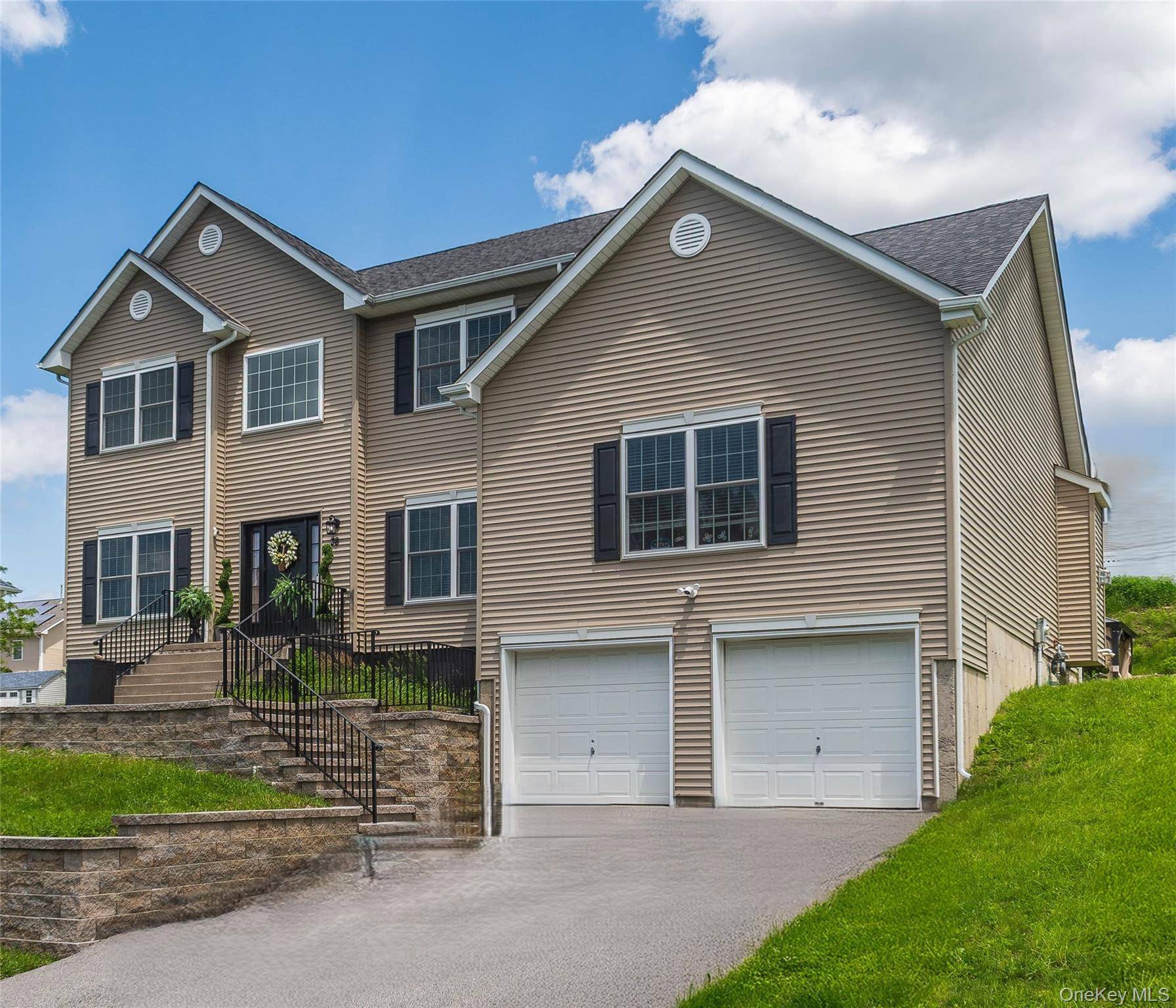 MOTIVATED SELLER BRING ALL OFFERS !