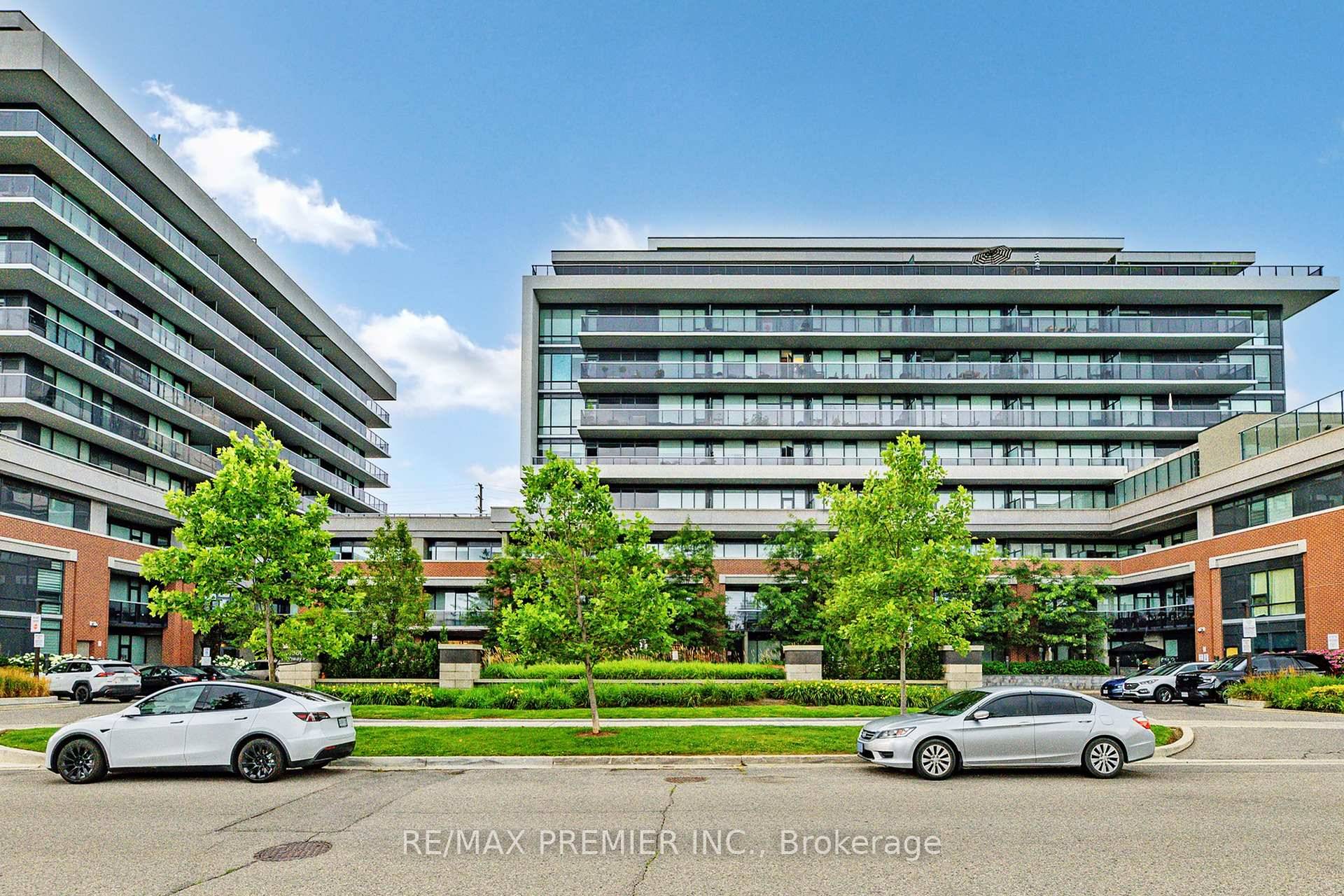 Welcome to this unique and spacious 749 sq ft main floor condo at Avenue on 7, offering therare benefit of a private 118 sq ft walkout terraceperfect for those who ...