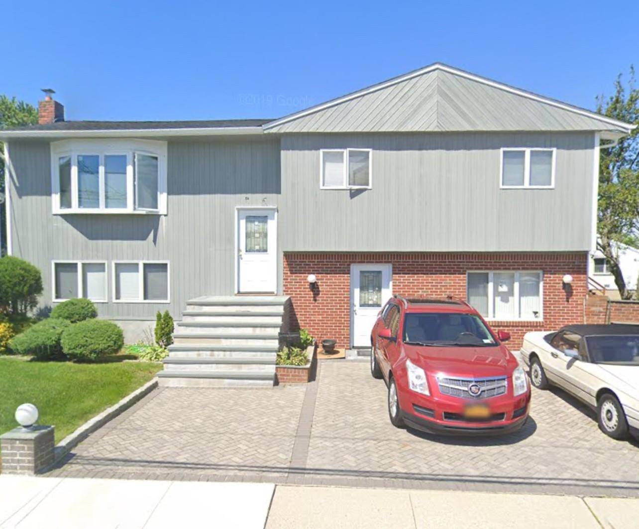 This raised hi ranch is a boater s dream, located just three houses from the bay on a canal in Freeport.