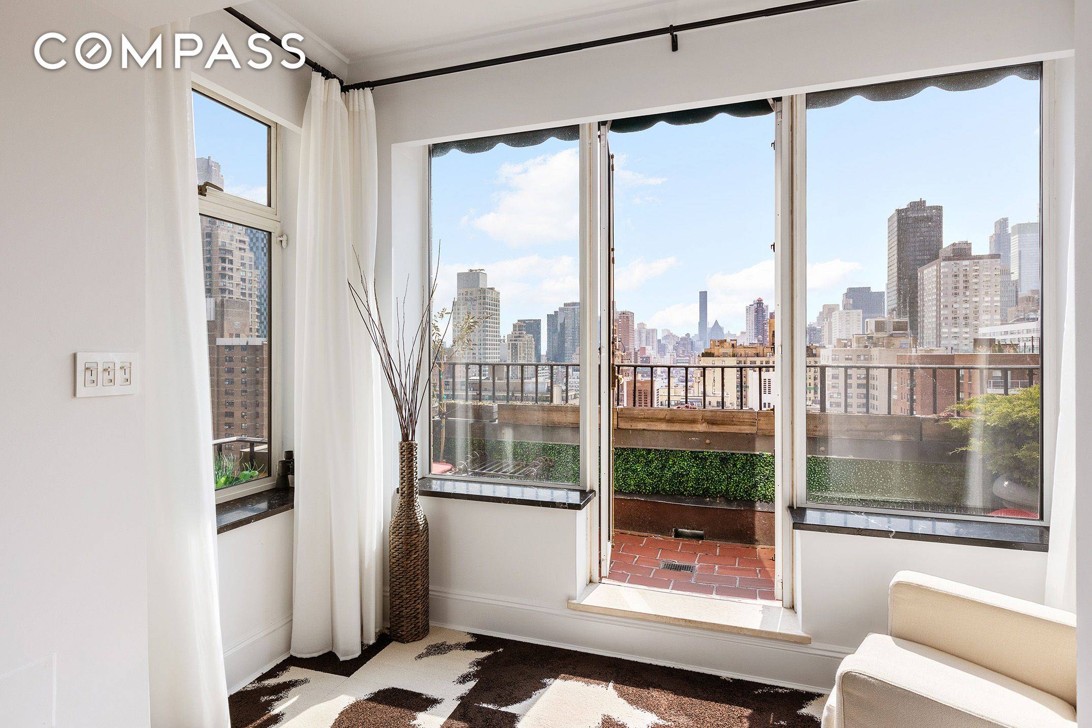 Life at The Top 18 stories above the skyline in a distinguished 1930s cooperative, this extraordinary 3 bedroom, 4.