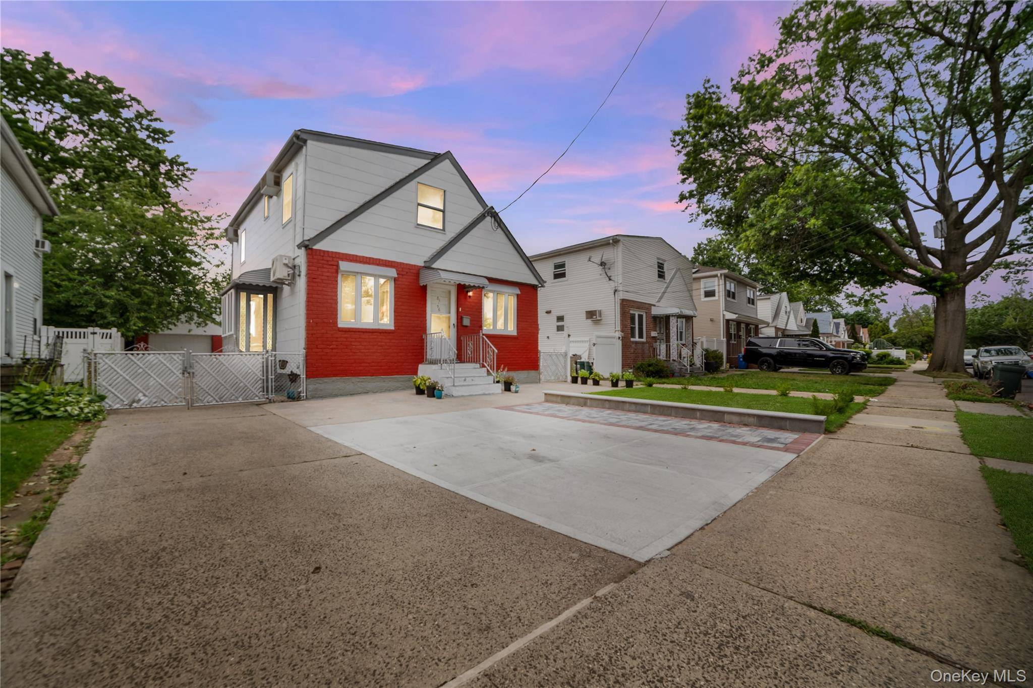 Welcome to this charming and spacious 4 bedroom, 3 bathroom brick and frame home, ideally situated in the heart of Glen Oaks.