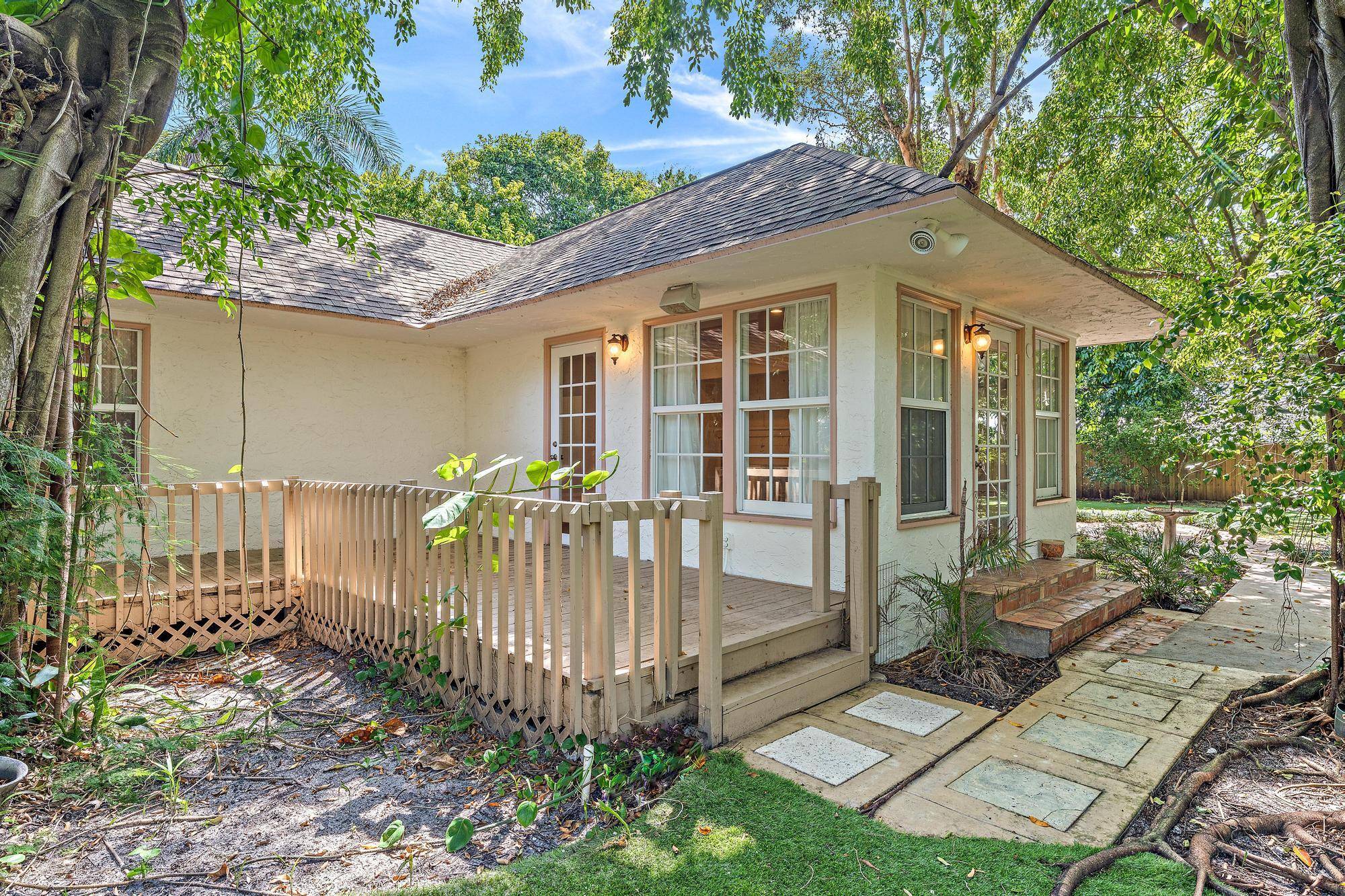 For Lease Historic El Cid Retreat on Expansive Grounds.