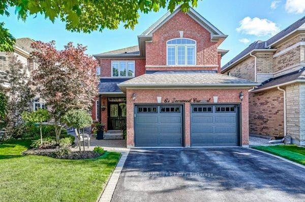 Welcome to this immaculate family home nestled in the highly sought after, family friendly community of The Humberlands.