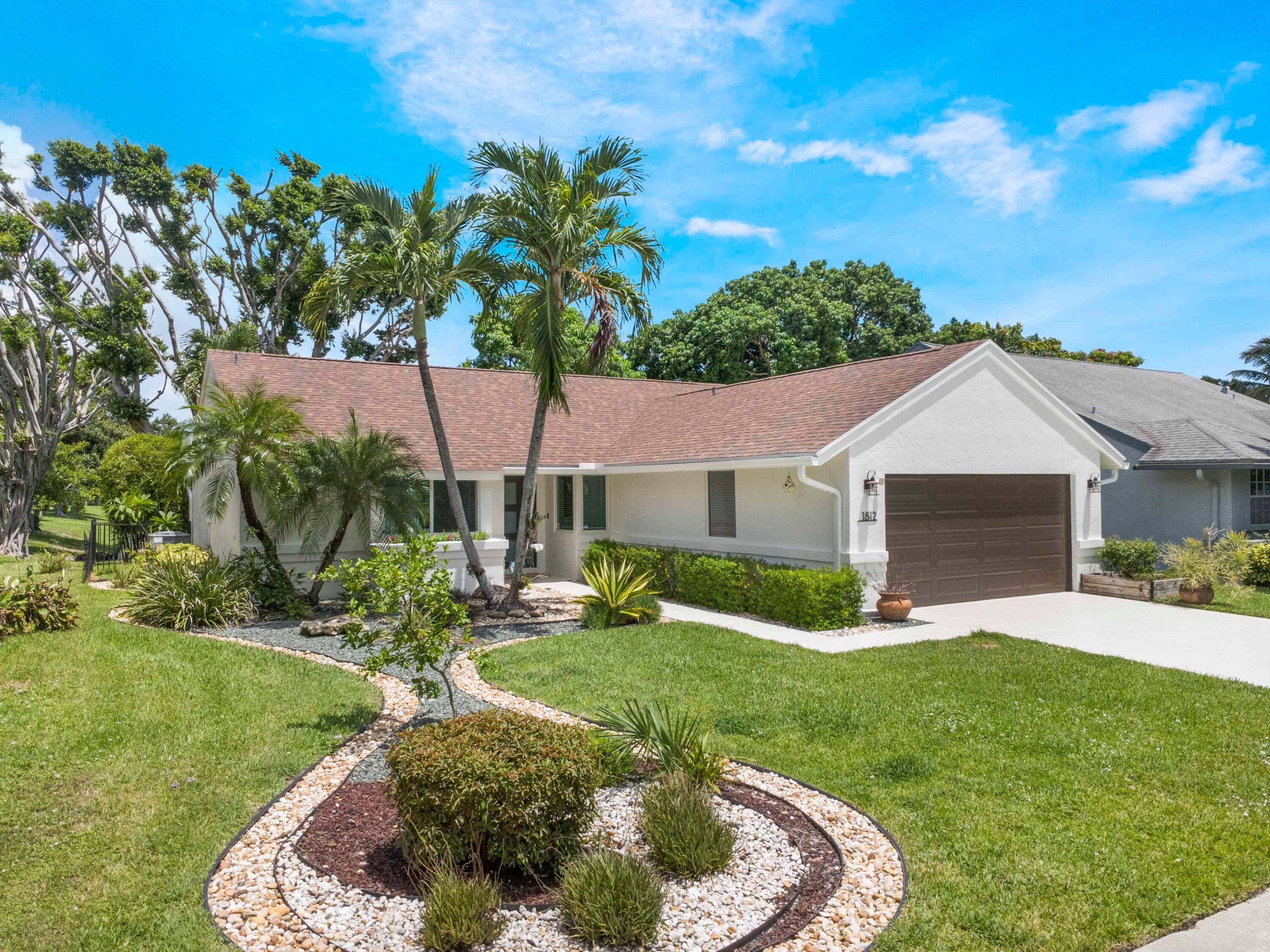 Welcome to this centrally located gated community with easy access to I 95 and the turnpike.