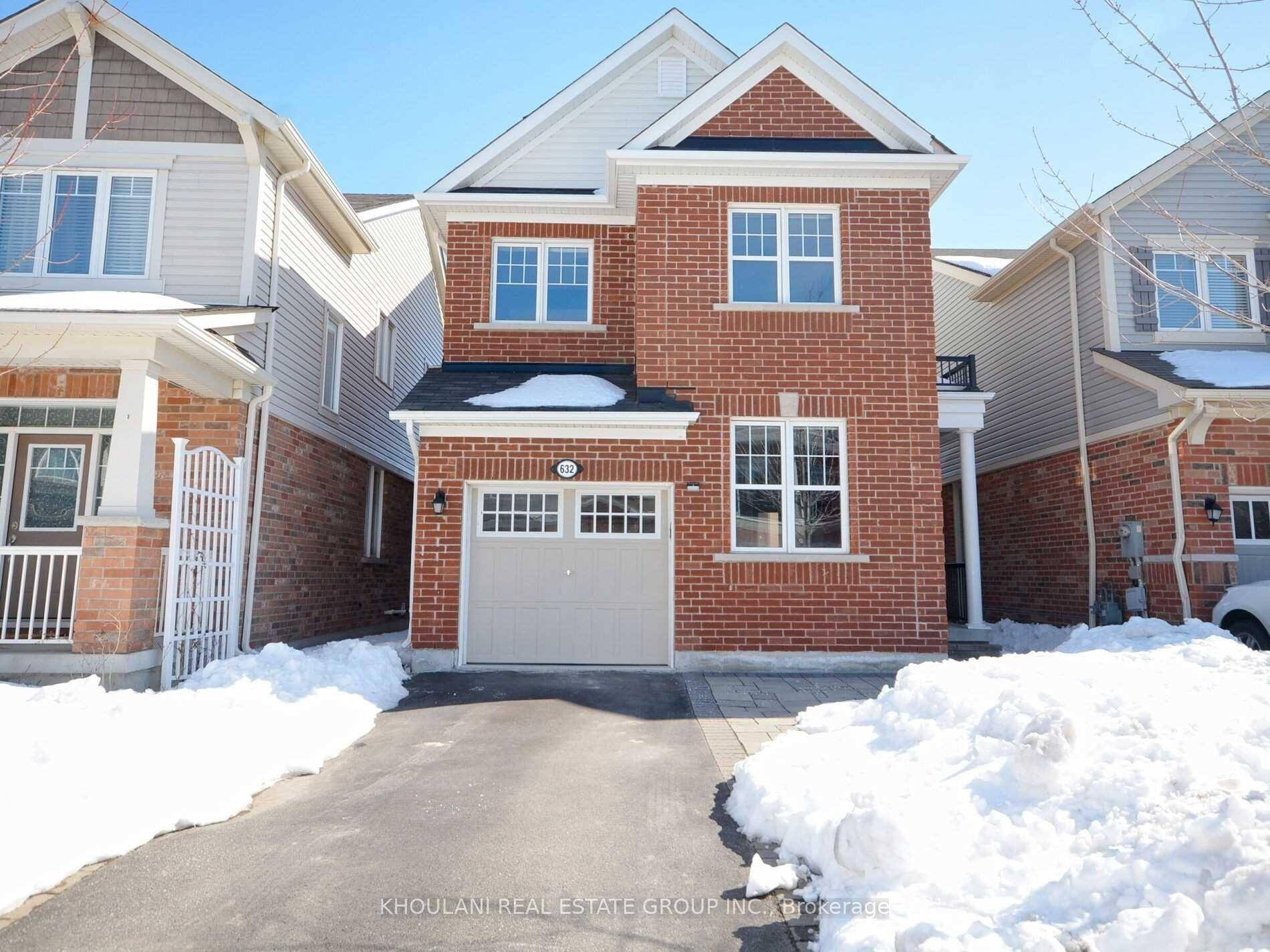 Absolutely Stunning ! This Beautiful Home Features An Open Concept Family Dining Room, Upgraded Kitchen, Breakfast Area With W O To Large Deck, 4 Generous Size Bedrooms, Professional Finished Basement ...