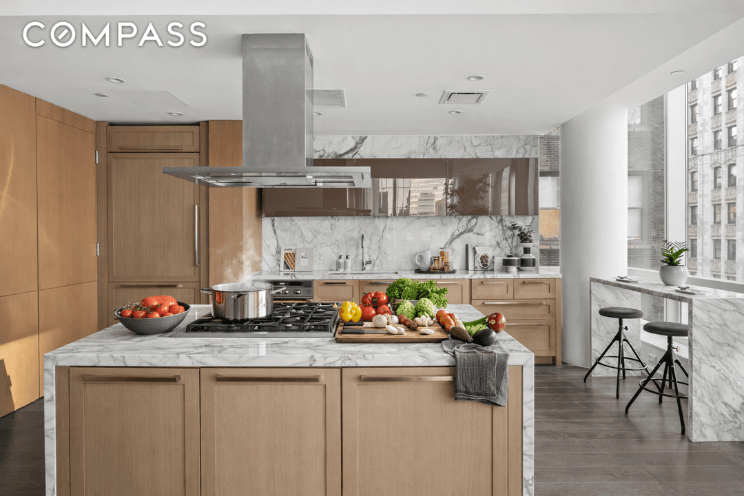 Full Floor 2 BR Tribeca Residence Welcome to Residence 14A at 19 Park Place a full floor 2 bedroom, 2 bathroom home elevated above the city with panoramic northern and ...