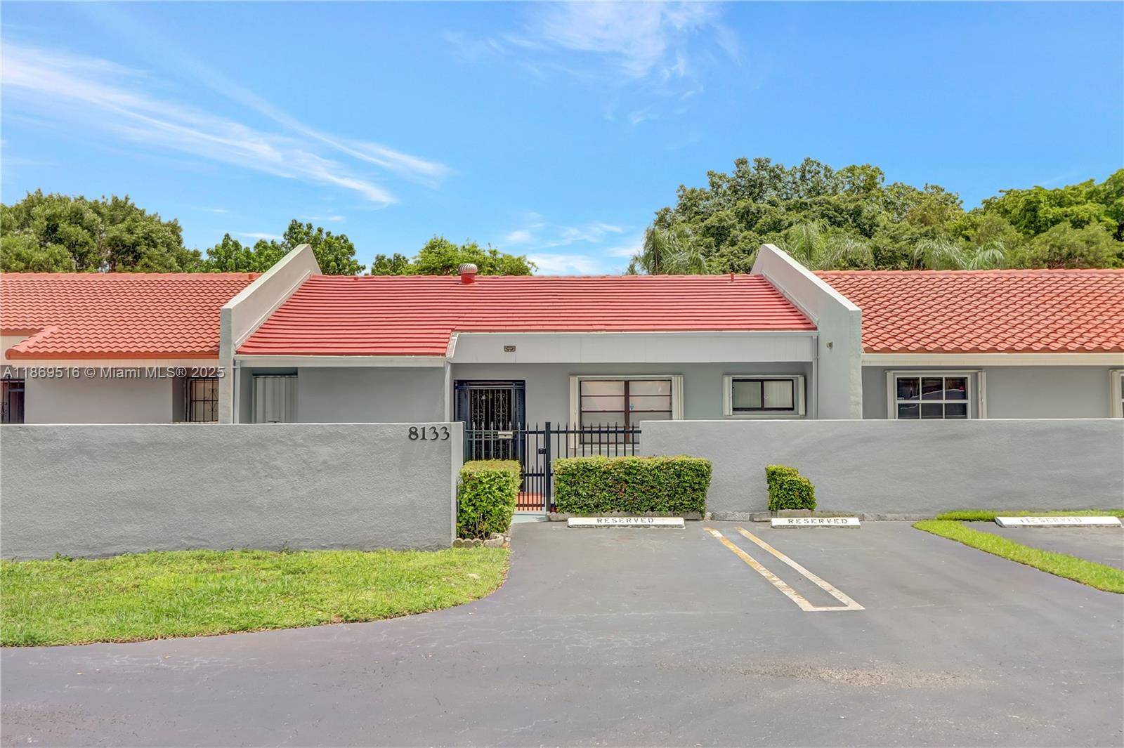 Long sought, well maintained 2 2 in desirable West Kendall location just north of the Hammocks.