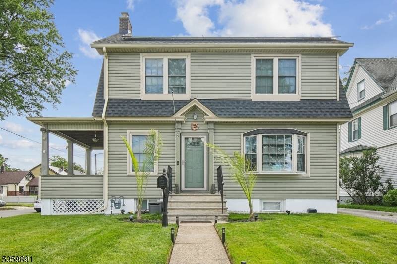 Pack your bags and move right in !