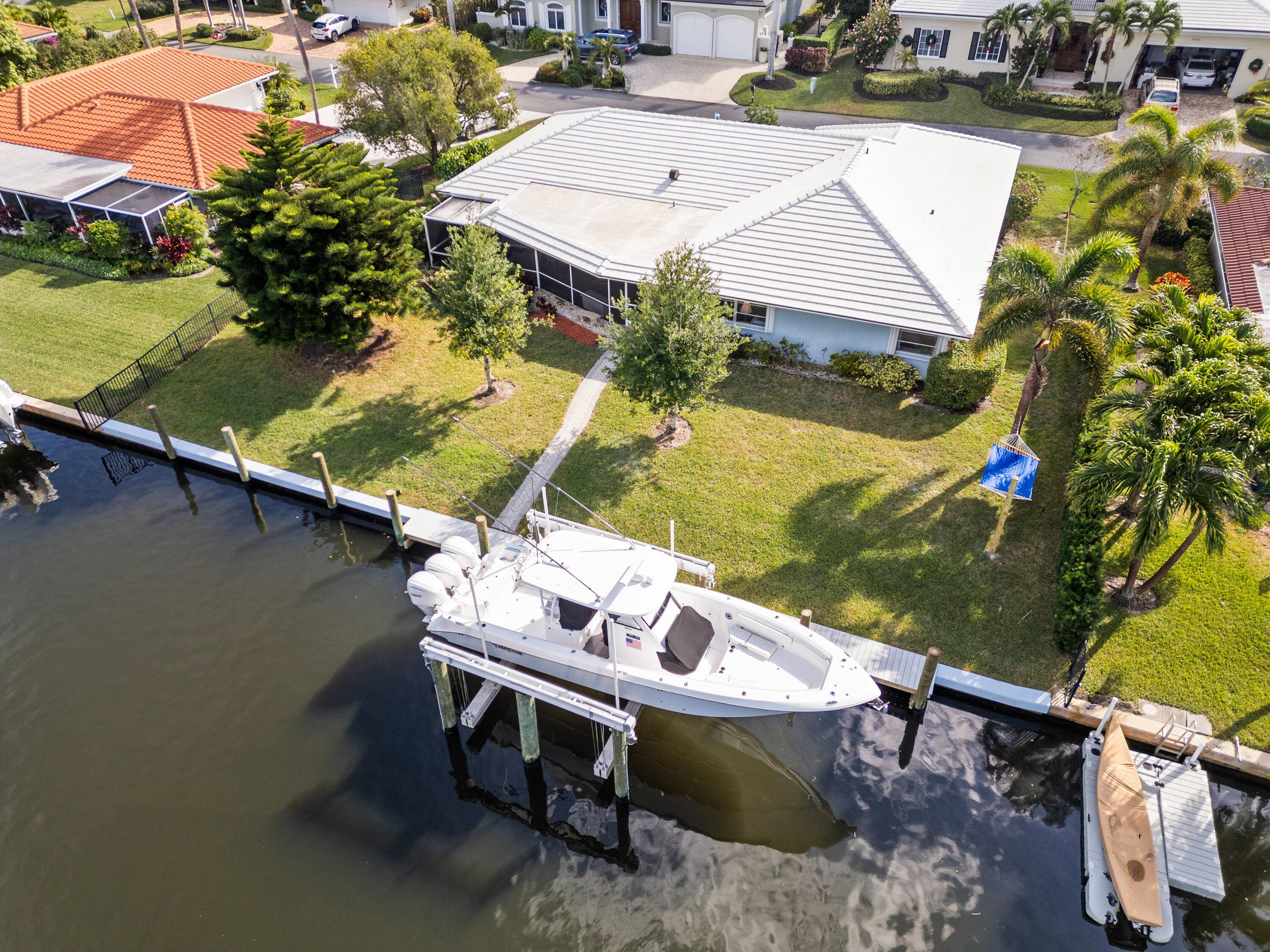 Classic Waterfront Home with a New 50ft dock 40, 000 lb lift.