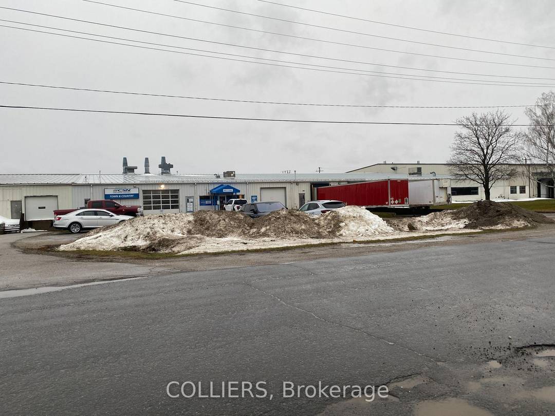 A rare opportunity to acquire a well maintained industrial asset in the desirable town of Perth.