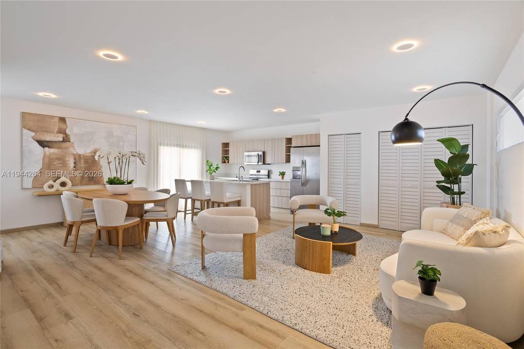 PREMIUM LOT MODERN STYLE, BAHAMAS FLORIDA KEYS DESIGN, 5 TOWNHOMES WITH AN OPEN CONCEPT AND UNIQUE STYLE, DESIGNED BY A HIGHLY PRESTIGIOUS BUILDER OF LUXURY DEVELOPMENTS ; ALPHAVILLE DEVELOPERS OFFERS ...