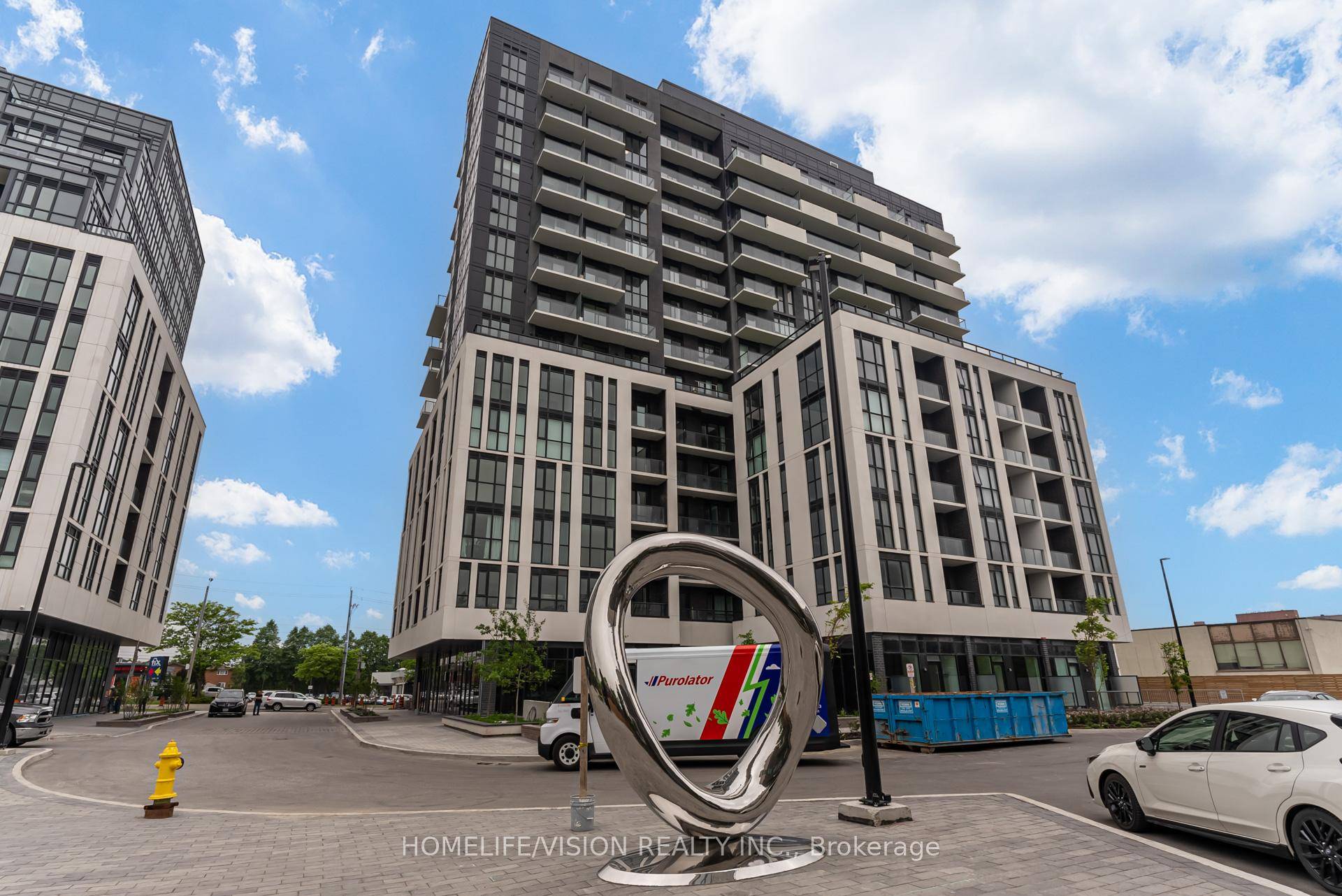 Welcome to this brand new, never lived in, stunning 1 bedroom condo !
