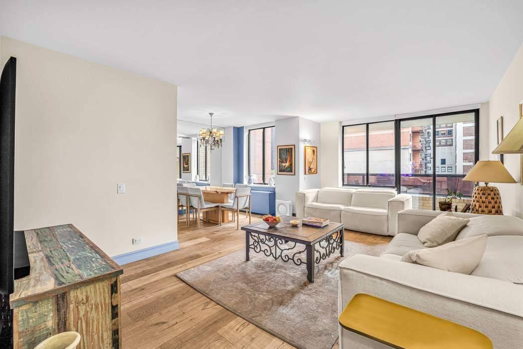 This stunning, large one bedroom apartment has 2 separate balconies and 1.