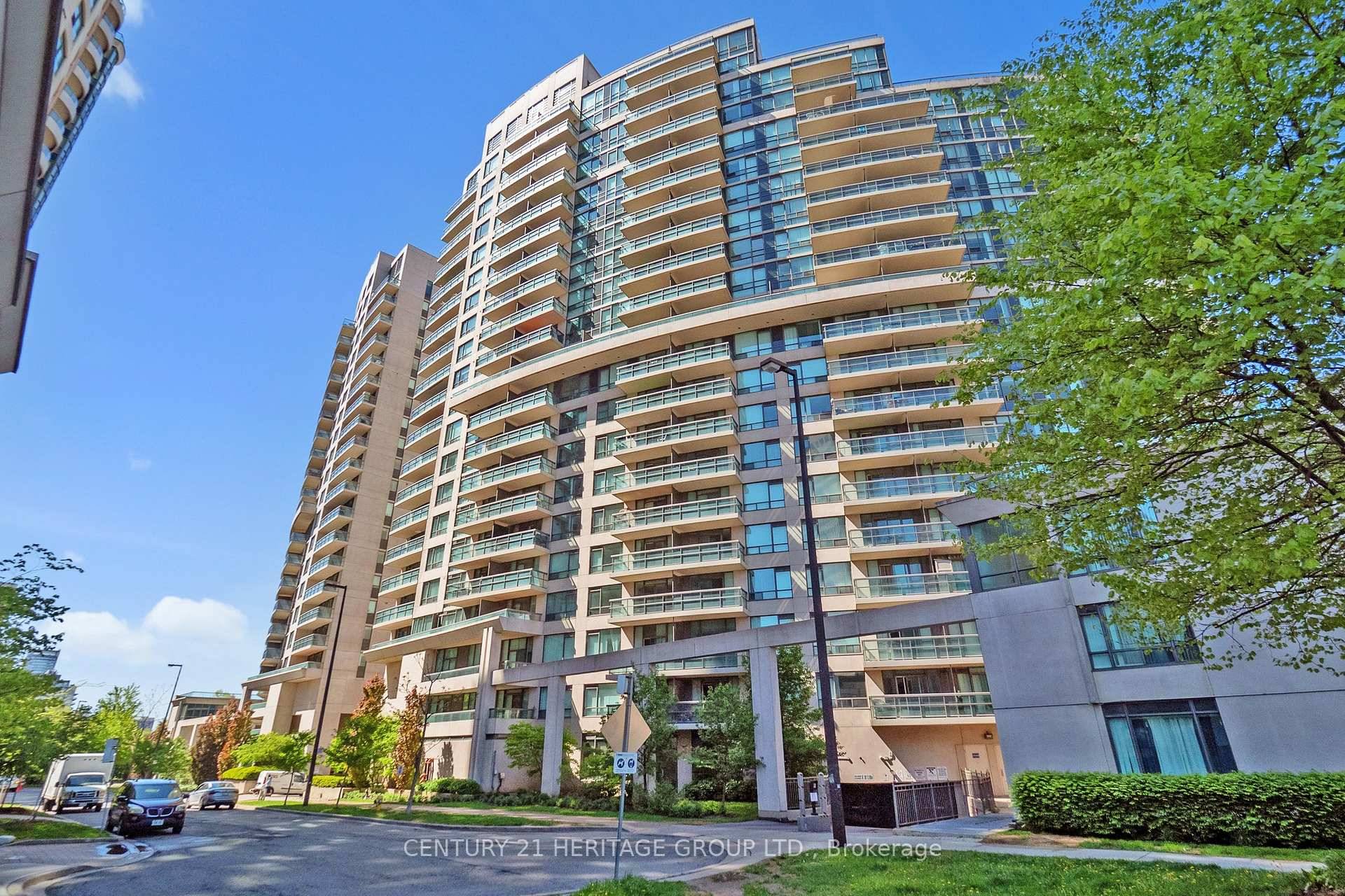 High Demand Location ! Subway Station amp ; Ttc At Your Doors !