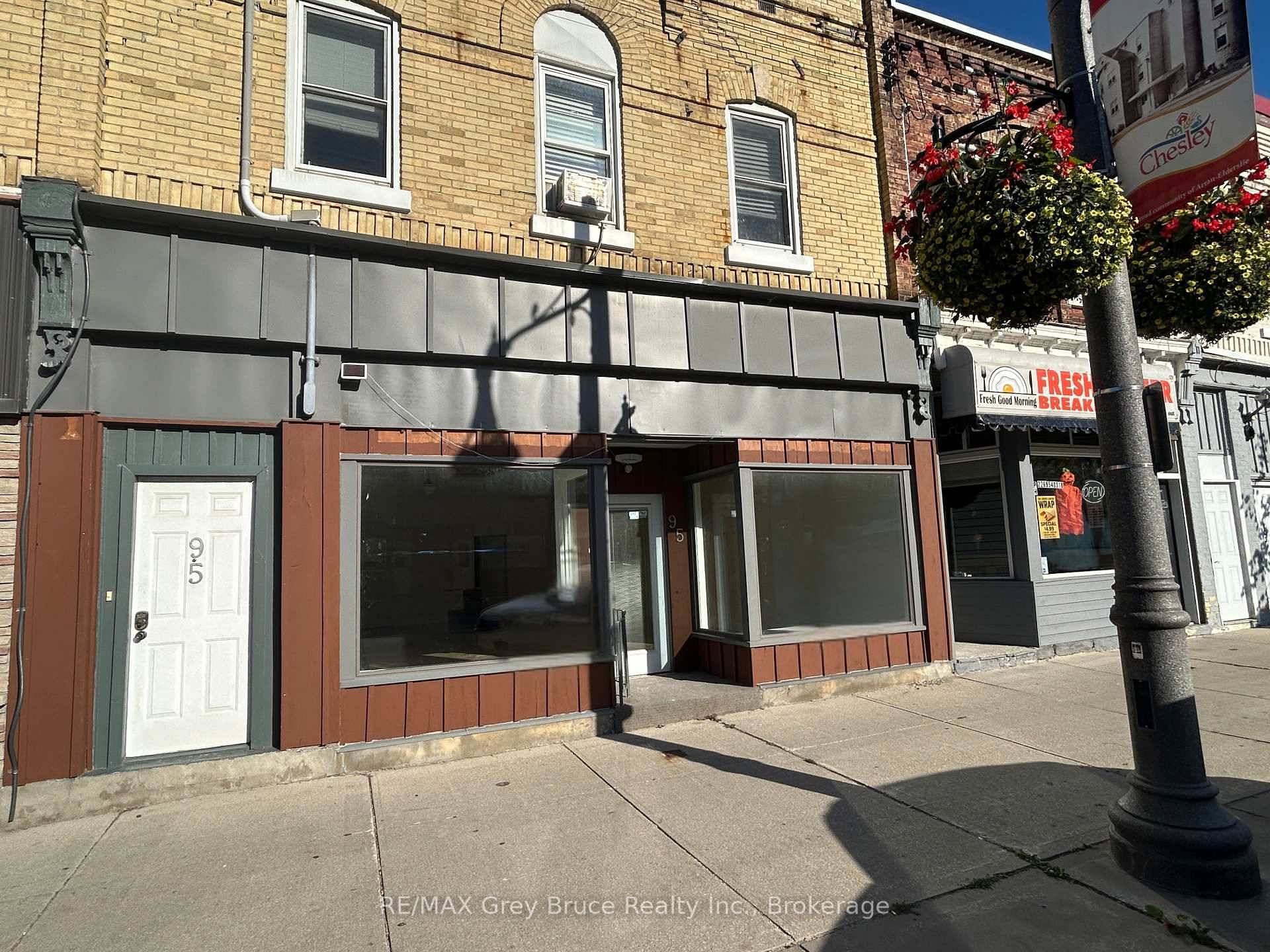 Looking for the ideal spot to start or grow your business ?