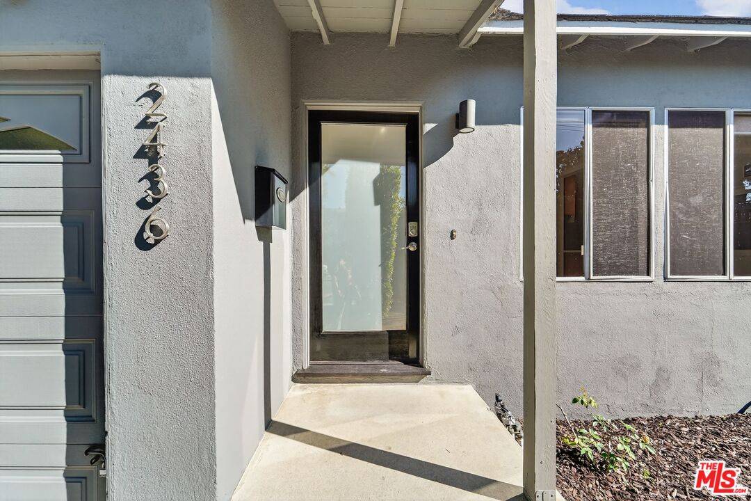 2436 Walnut Ave 3BR Marina Del Rey La