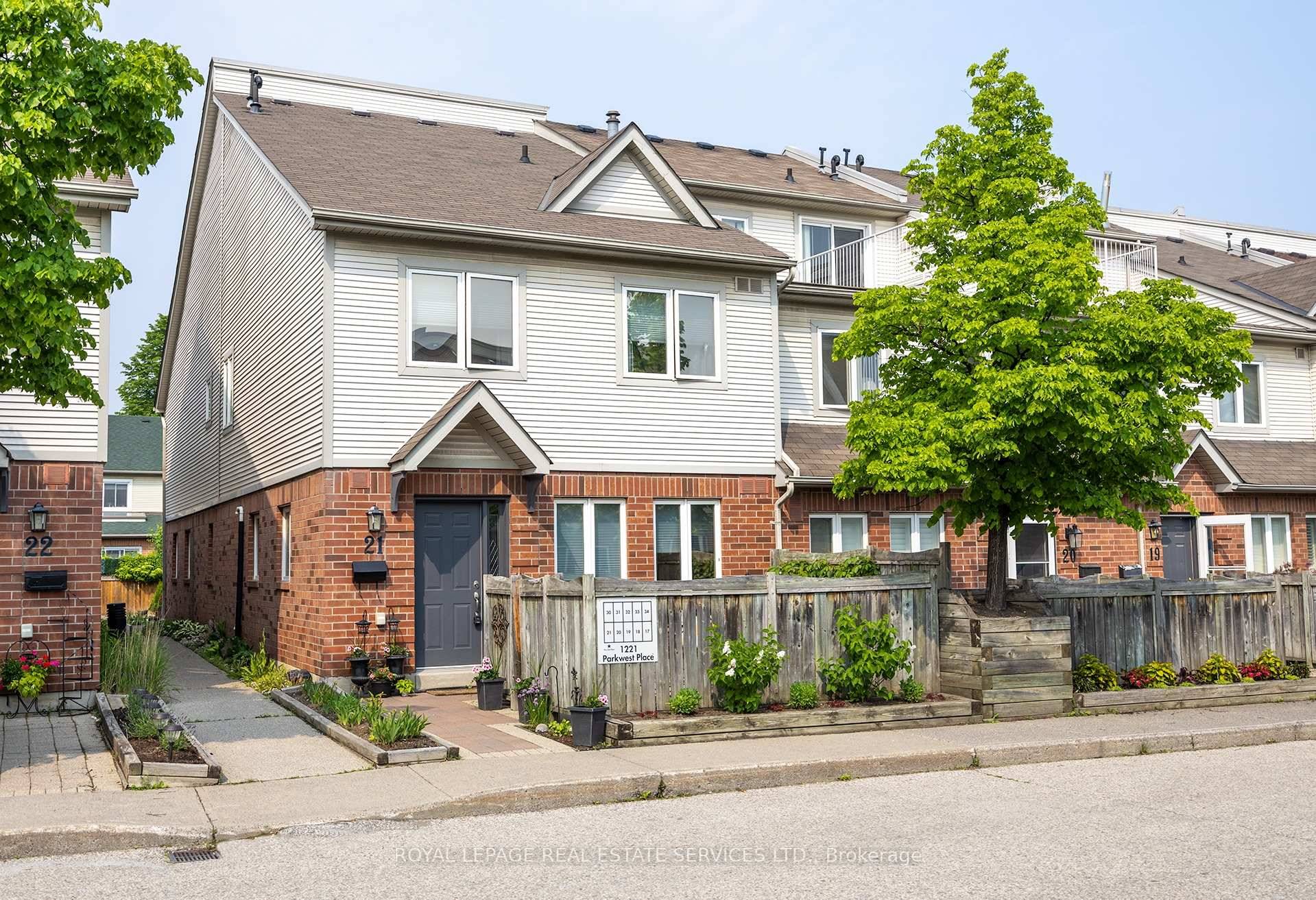 Welcome Home to this Absolutely Move in ready and Spotlessly Clean Two Bedroom End Unit Town House located in Beautiful Lakeview across the street from Cawthra Park Secondary School.
