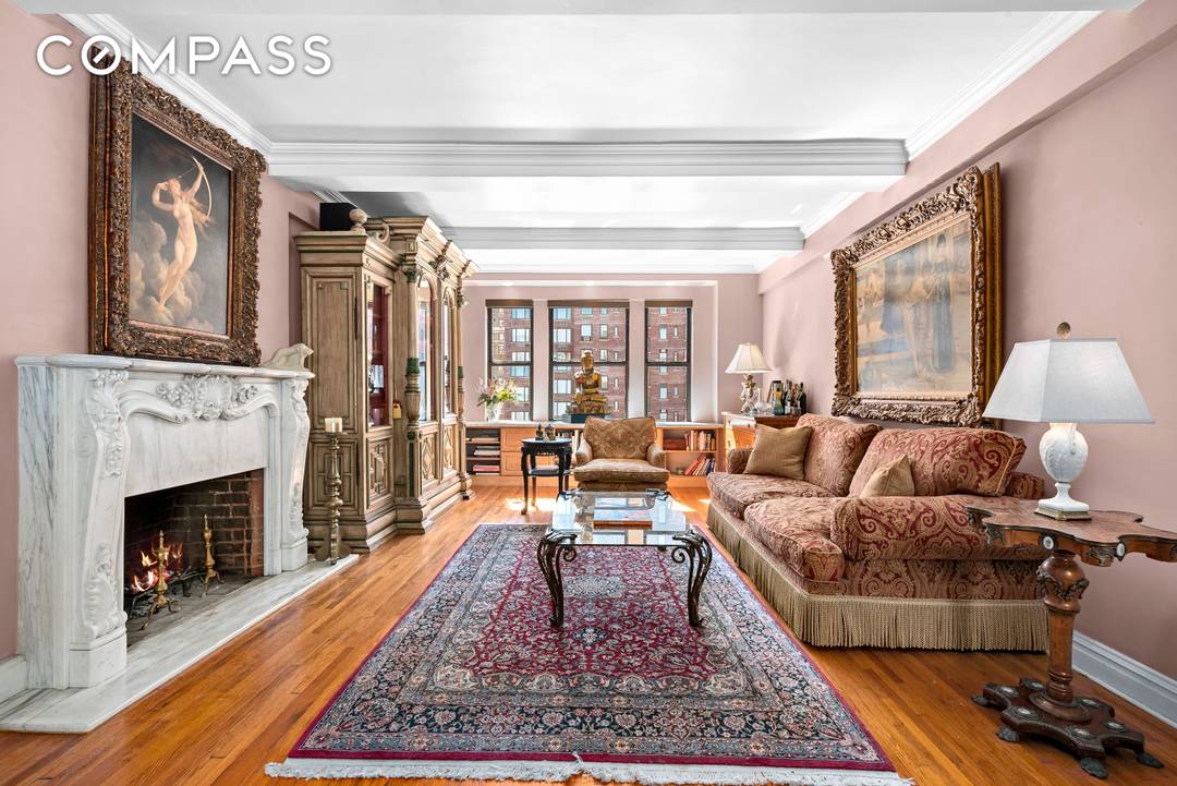 NO BOARD APPROVAL REQUIRED Unlimited subleasing with board approval after two years Non resident visa holders considered Storage locker transfer with sale Luxurious Sutton Place living awaits in this expansive ...
