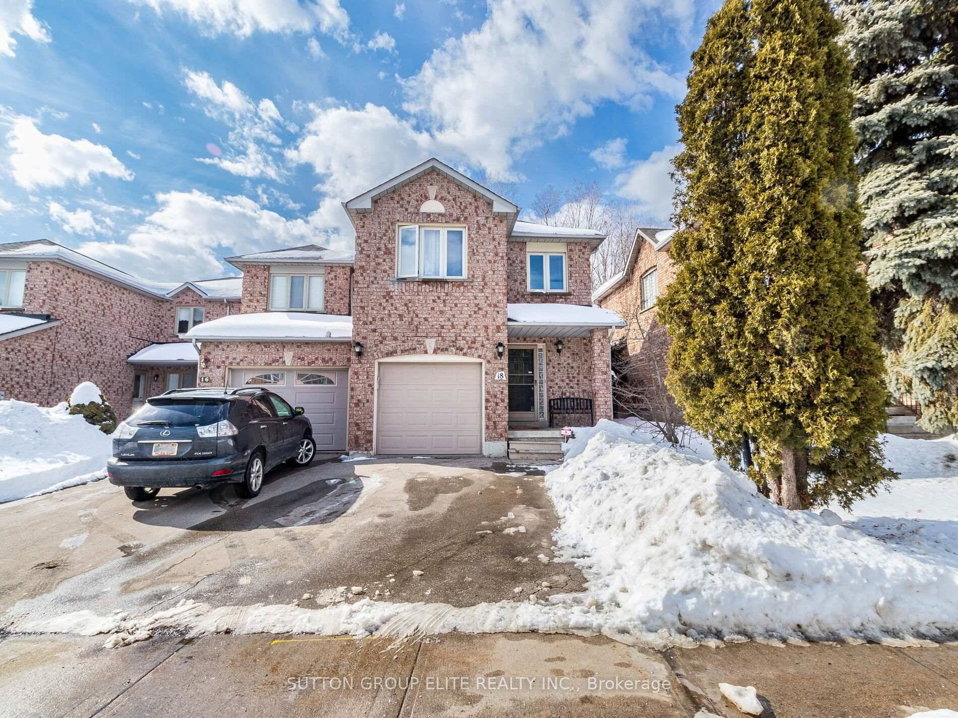 First time ever on MLS ! Gorgeous freehold Townhouse in most desirable part of Woodbridge !
