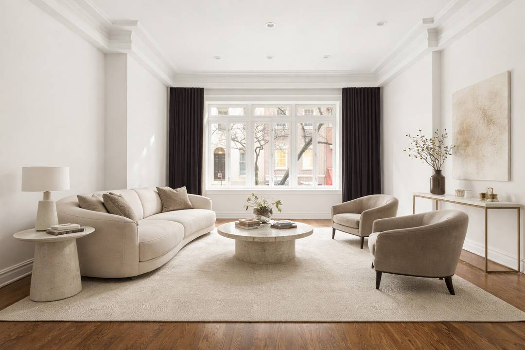 A truly rare grand duplex on one of the most coveted blocks of the Upper East Side, 62nd Street between Fifth and Madison.