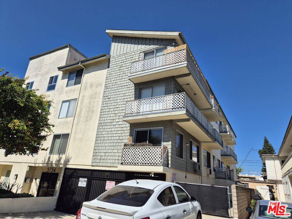 3734  S Canfield Ave 1.0 LA