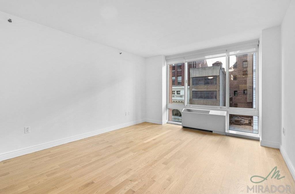 Large one bedroom apartment at The Caroline.